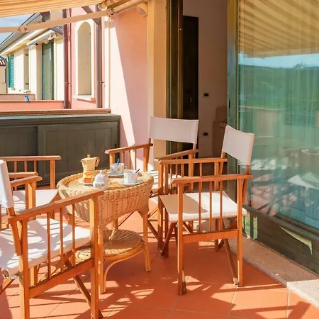 La Residenza Del Porto شقة *